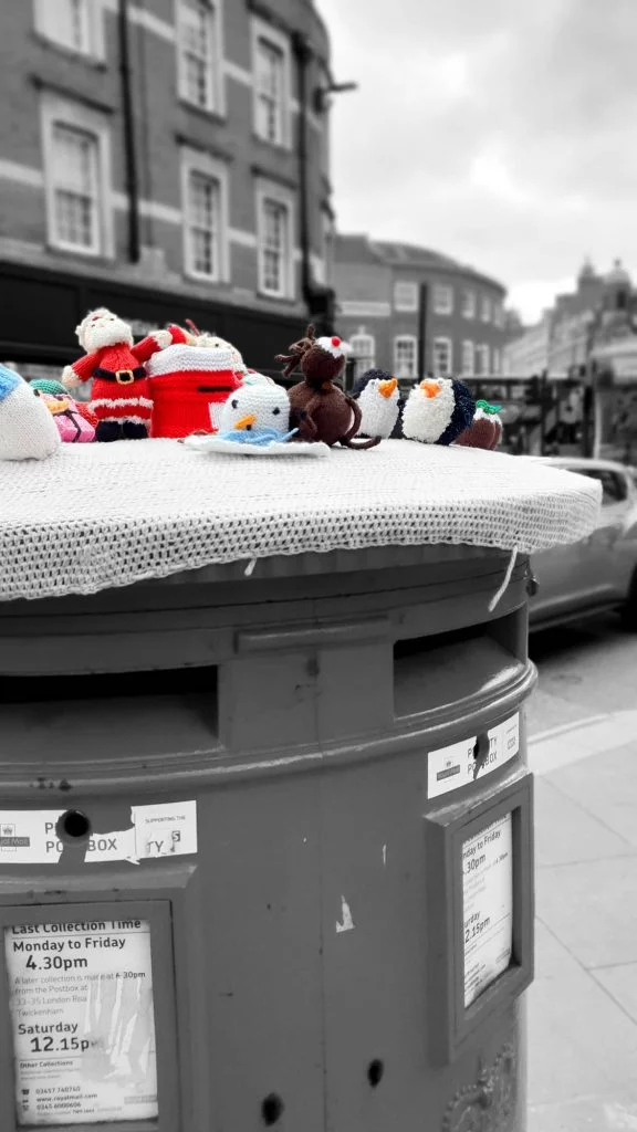 Santa's troops, Richmond, London